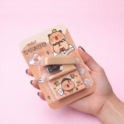 Mini grapadora Capibara con repuestos